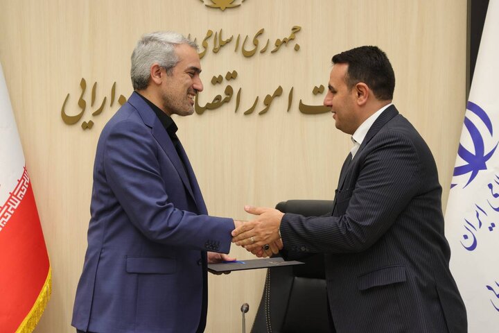 مراسم تکریم و معارفه سرپرست معاونت سیاست گذاری و راهبری اقتصادی