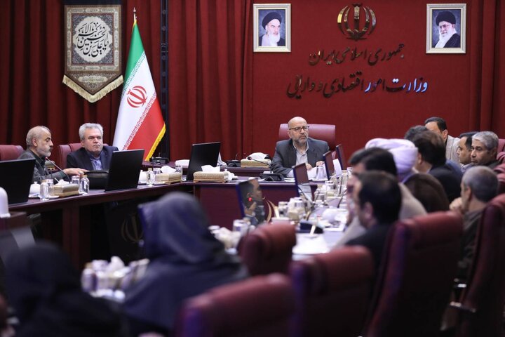 نشست هم‌اندیشی معاونان پارلمانی دستگاه ‌های تابعه وزارت اقتصاد