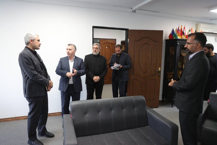 بازدید وزیر اقتصاد از بخش های گوناگون وزارت امور اقتصادی و دارایی ۱۴۰۴/۰۴/۲۱