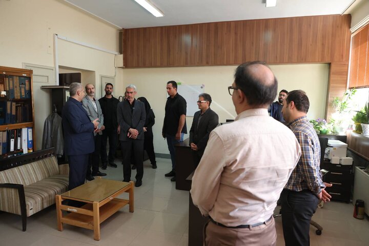 بازدید وزیر اقتصاد از بخش های گوناگون وزارت امور اقتصادی و دارایی ۱۴۰۴/۰۴/۲۱