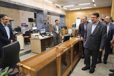 بازدید مدیرعامل بانک ملی ایران از شرکت داده ورزی سداد و شعبه مرکزی
