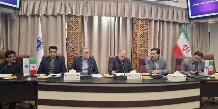 تشریح  خدمات ویژه بانک توسعه صادرات ایران برای  فعالان اقتصادی استان اردبیل