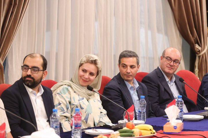 نشست تخصصی فعالان اقتصاد دیجیتال