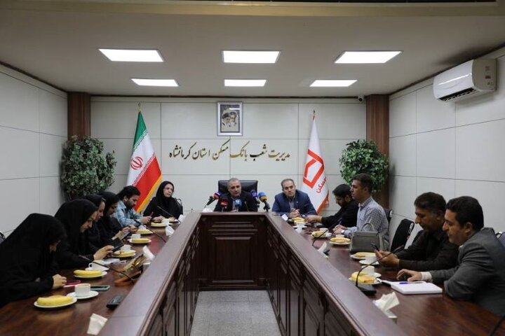 تحویل بیش از ۱۸۰۰ واحد نهضت ملی به متقاضیان/ پرداخت به موقع اقساط، توان تسهیلات دهی بانک مسکن را افزایش می دهد