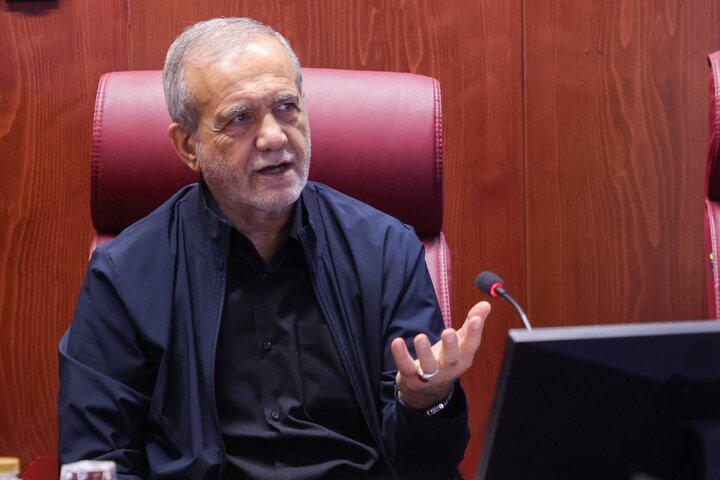 حضور سرزده رئیس جمهور در وزارت امور اقتصادی و دارایی