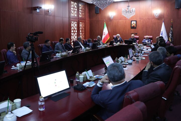 حضور سرزده رئیس جمهور در وزارت امور اقتصادی و دارایی