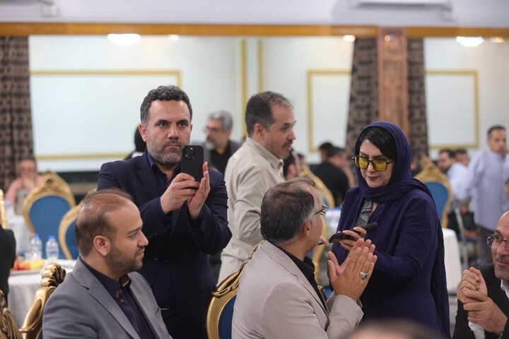 مراسم گرامیداشت روز خبرنگار با حضور وزیر اقتصاد