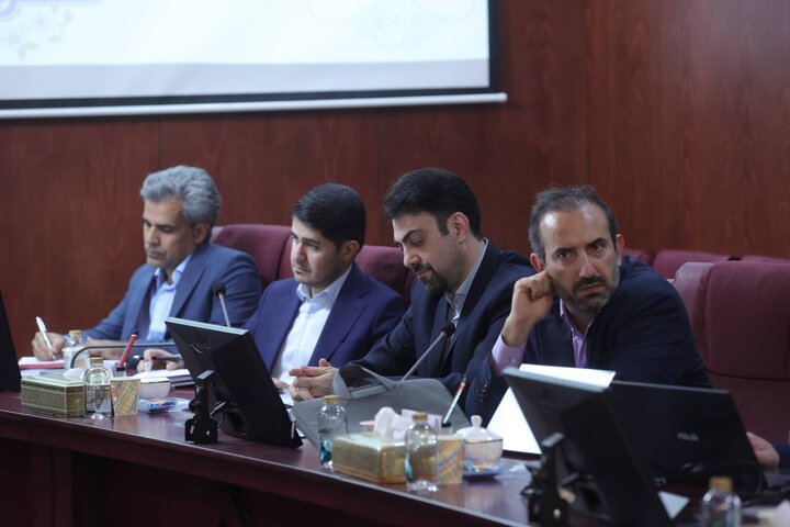 کمیسیون تخصصی شورای عالی اجرای سیاست های کلی اصل ۴۴ قانون اساسی