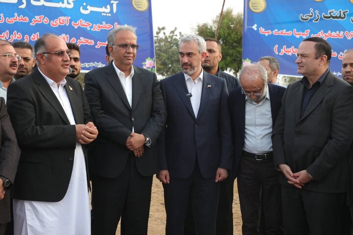 آیین کلنگ زنی بیمارستان‌۹۶‌ تختخوابی کیمیا صنعت مبنا