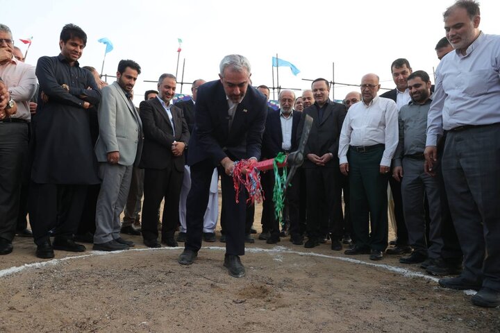 آیین کلنگ زنی بیمارستان‌۹۶‌ تختخوابی کیمیا صنعت مبنا