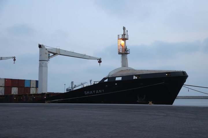 بازدید وزیر اقتصاد از بندر شهید بهشتی چابهار