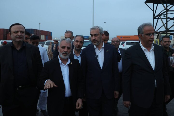 بازدید وزیر اقتصاد از بندر شهید بهشتی چابهار