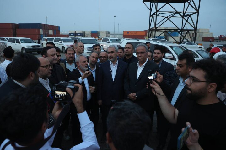 بازدید وزیر اقتصاد از بندر شهید بهشتی چابهار