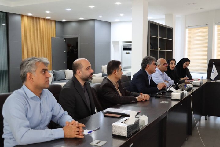 تاکید بر توسعه زیرساخت‌های بندری در نشست مشترک مدیران کل بنادر و اقتصاد بوشهر