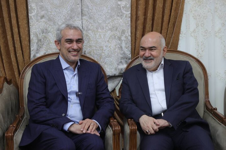 ورود وزیر اقتصاد به استان خوزستان