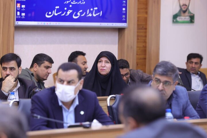 نشست مدیران و فعالان اقتصادی استان خوزستان با وزیر اقتصاد