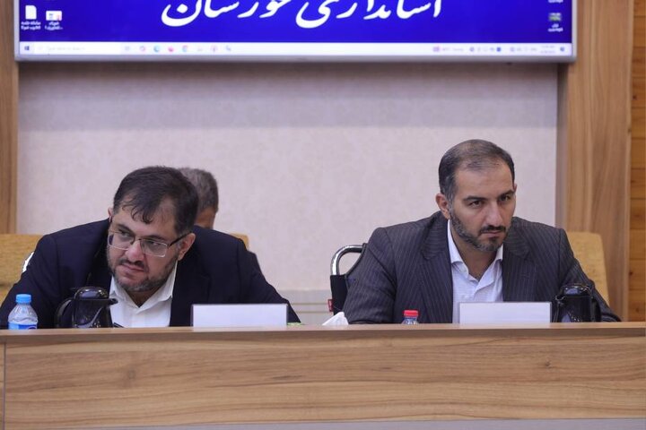 نشست مدیران و فعالان اقتصادی استان خوزستان با وزیر اقتصاد