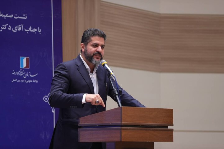 نشست مدیران و فعالان اقتصادی منطقه آزاد اروند با وزیر اقتصاد