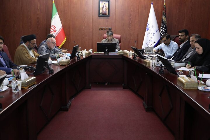 دومین جلسه کمیسیون تخصصی شورای عالی اجرای سیاستهای کلی اصل 44 قانون اساسی برگزار شد