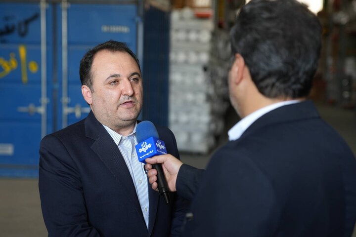 بازدید اصحاب رسانه از انبارهای سازمان جمع آوری و فروش اموال تملیکی