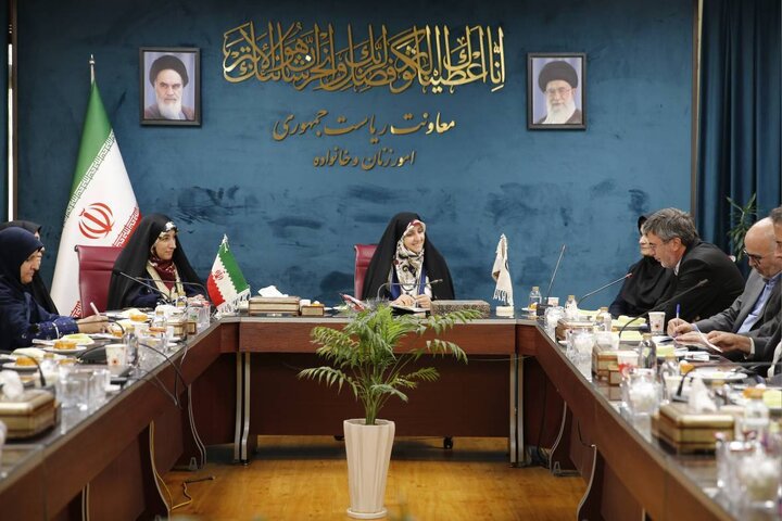 «بانوی ایرانی» نام محصول جدید بیمه ایران باهدف تامین آرامش زنان کشور