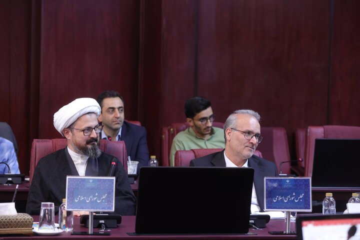 نودمین نشست هیأت مقررات‌زدایی و بهبود محیط کسب‌وکار