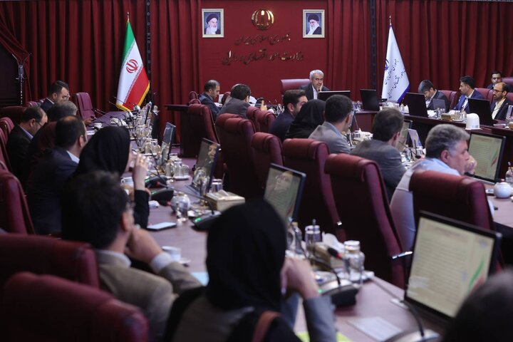 نودمین نشست هیأت مقررات‌زدایی و بهبود محیط کسب‌وکار