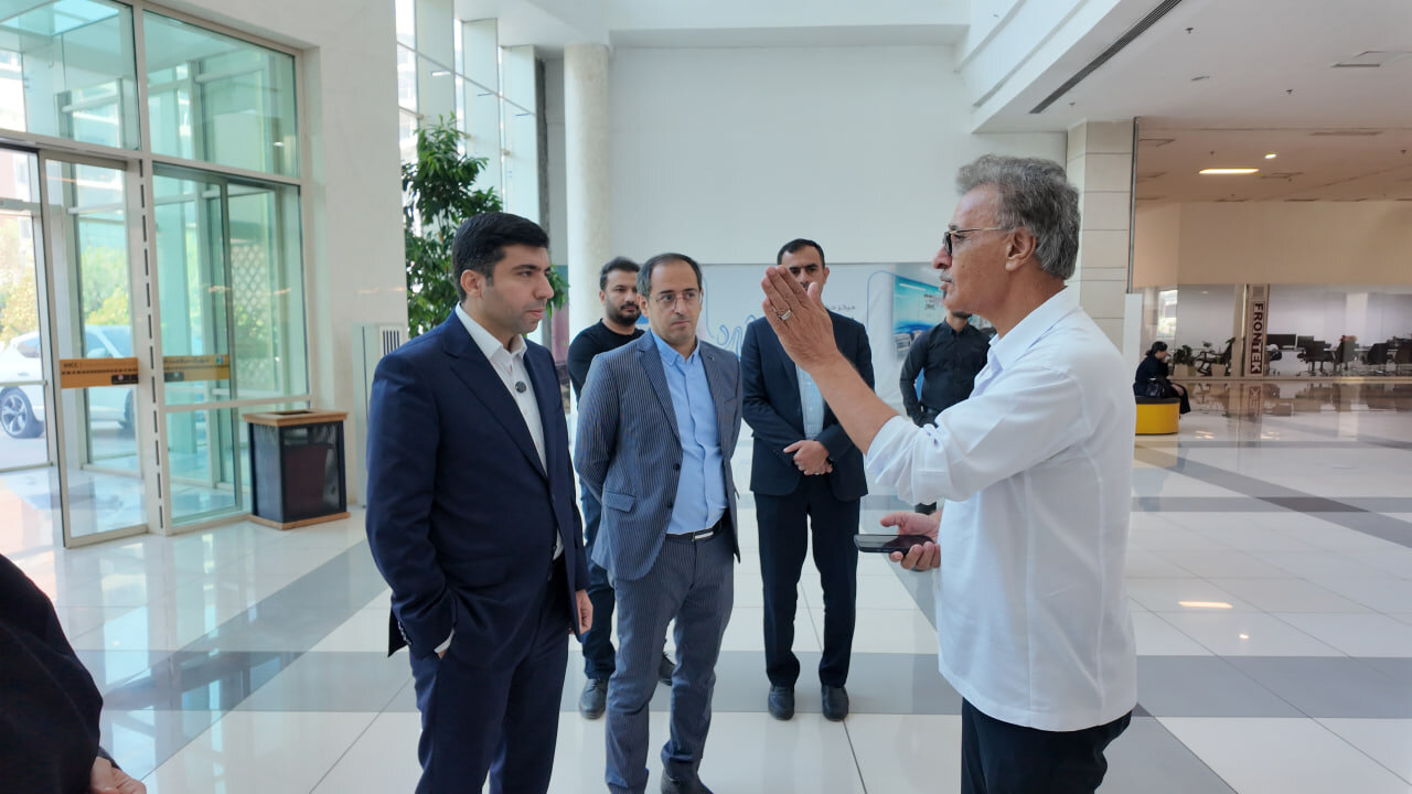 معاون وزیر اقتصاد از دو پروژه سرمایه گذاری در اصفهان بازدید کرد