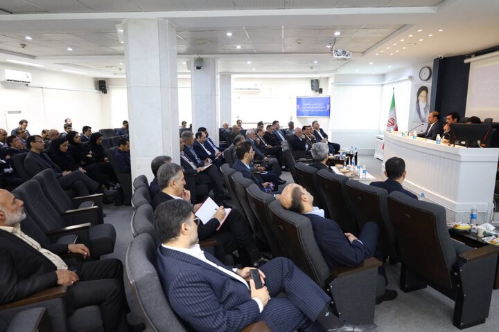 جلسه پدافند غیر عامل مدیران دستگاه‌های تابعه وزارت امور اقتصادی و دارایی در خراسان رضوی  با حضور معاون فنی و زیربنایی سازمان پدافند غیرعامل کشور