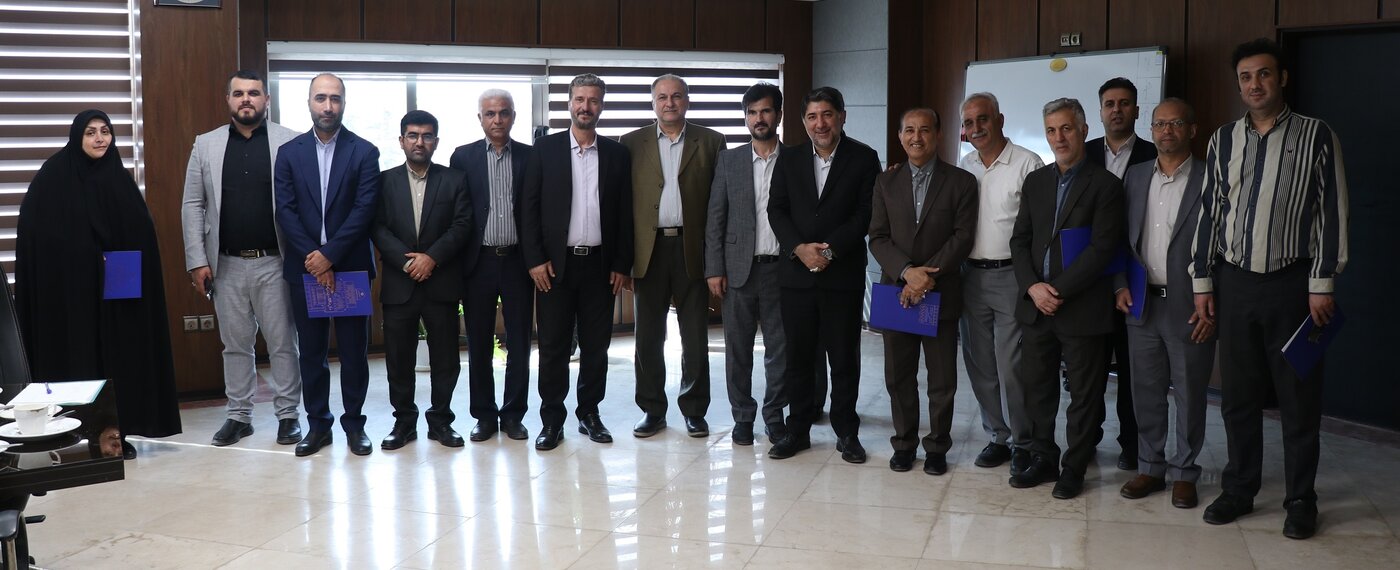 دیدار مدیرکل امور اقتصادی و دارایی گلستان با فرزندان شهدا، جانبازان و ایثارگران