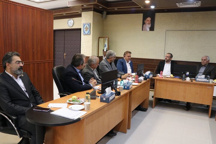 تحرک اقتصادی چهارمحال و بختیاری با سرمایه‌گذاری بیمه و تسهیلات بانکی