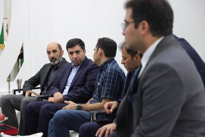 بازدید رئیس سازمان سرمایه‌گذاری و کمک‌های اقتصادی و فنی ایران از نمایشگاه فرصت های سرمایه گذاری در معدن و صنایع معدنی ایران