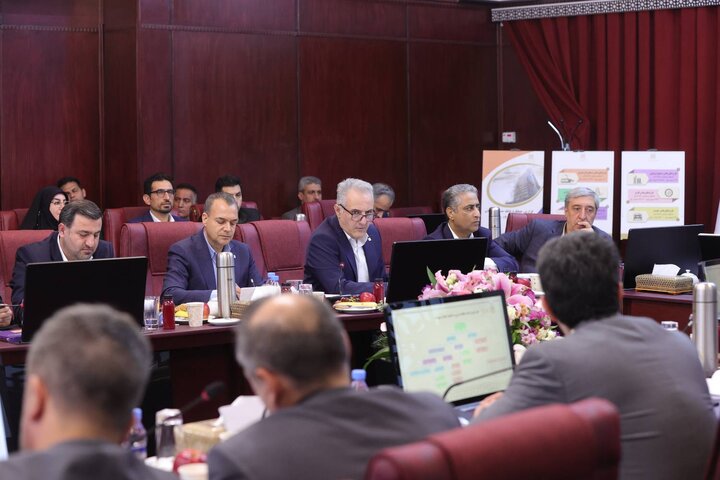 مجمع عمومی عادی سالانه بانک صنعت و‌ معدن