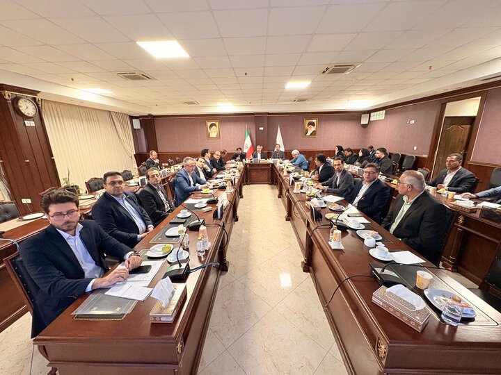 تاکید بر نقش جهاد دانشگاهی در تجاری‌سازی و صادرات محصولات دانش بنیان و فناور