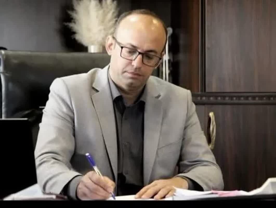 مدیرکل امور اقتصادی و دارایی استان مرکزی 14 مهرماه روز دامپزشکی را تبریک گفت مدیرکل امور اقتصادی و دارایی استان مرکزی 14 مهرماه روز دامپزشکی را تبریک گفت