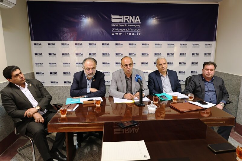 ثبت بیش از ۱۵۲ هزار درخواست در درگاه ملی مجوزها / ۲۰۳ میلیون دلار سرمایهگذاری خارجی در استان مرکزی ثبت بیش از ۱۵۲ هزار درخواست در درگاه ملی مجوزها / ۲۰۳ میلیون دلار سرمایهگذاری خارجی در استان مرکزی