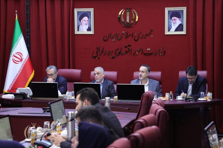 مراسم بزرگداشت ده سال فعالیت مرکز مدیریت بدهی های عمومی و روابط مالی دولت