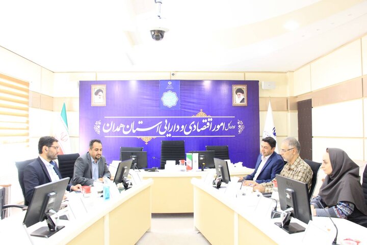 جلسه وبیناری کشوری بررسی پیشنهادهای استانی (کارشناسی) مقررات زدایی