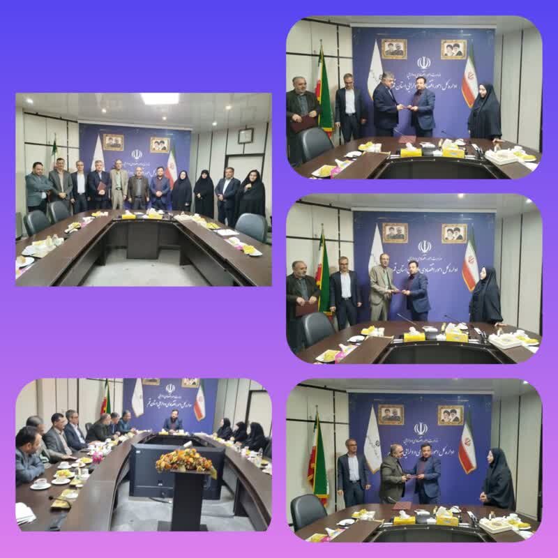 آئین تجلیل و تکریم از بازنشستگان جدید اداره کل برگزار شد آئین تجلیل و تکریم از بازنشستگان جدید اداره کل برگزار شد