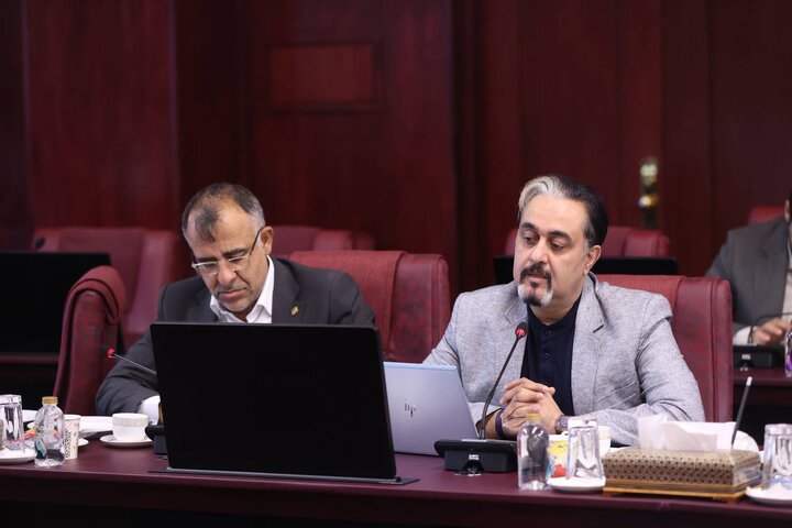 دیدار وزیر اقتصاد با اعضای کمیسیون اقتصادی مجلس شورای اسلامی