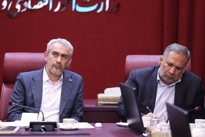 دیدار وزیر اقتصاد با اعضای کمیسیون اقتصادی مجلس شورای اسلامی