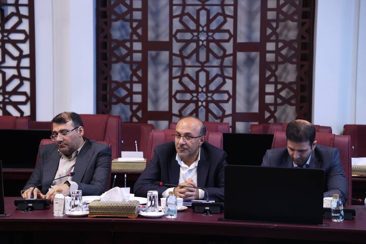 دیدار وزیر اقتصاد با اعضای کمیسیون اقتصادی مجلس شورای اسلامی