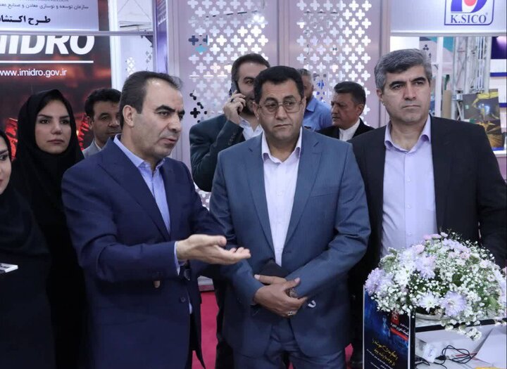 بازدید نماینده وزیر و مدیرکل اموراقتصادی و دارایی استان همدان از نخستین نمایشگاه معدن و صنایع معدنی غرب کشور
