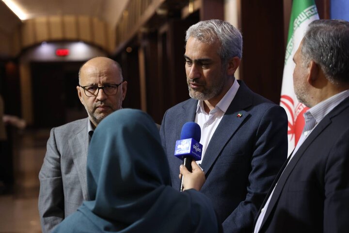 دیدار وزیر اقتصاد با اعضای کمیسیون اقتصادی مجلس شورای اسلامی