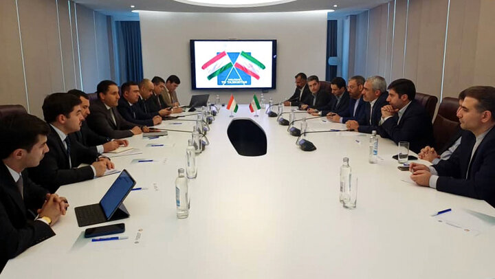 سفر وزیر اقتصاد به تاجیکستان