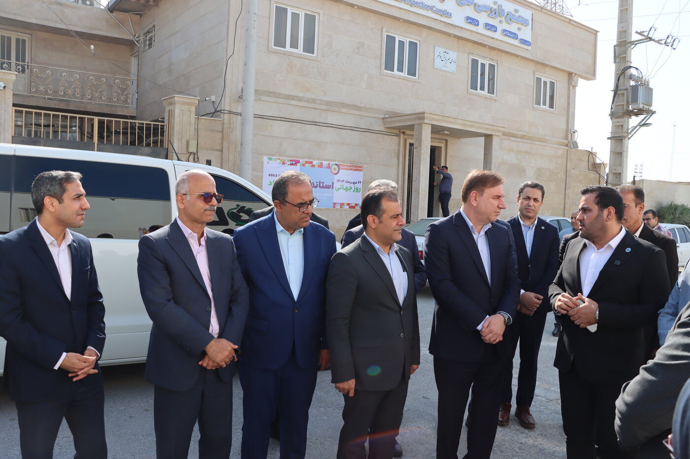 بهره برداری از آزمایشگاه توزین سنگین در استان بوشهر بهره برداری از آزمایشگاه توزین سنگین در استان بوشهر