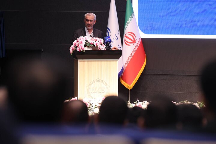 سومین همایش تجلیل از برترین های بورس کالای ایران