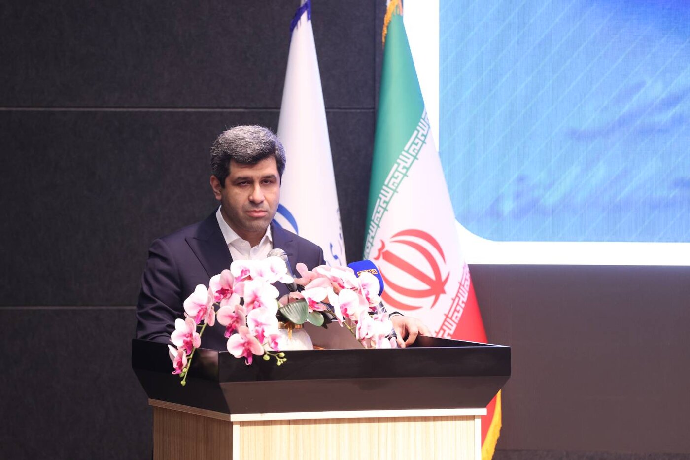 اوراق سلف ارزی، دلارهای خانگی را به خدمت تولید درمی آوردخبر ذخیره‌سازی شده توسط در تاریخ ۱۴۰۴۰۸۰۳-۱۱:۴۵