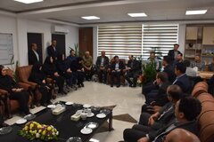 اخلاق، احترام و صداقت،  سه ویژگی یک کارمند برتر