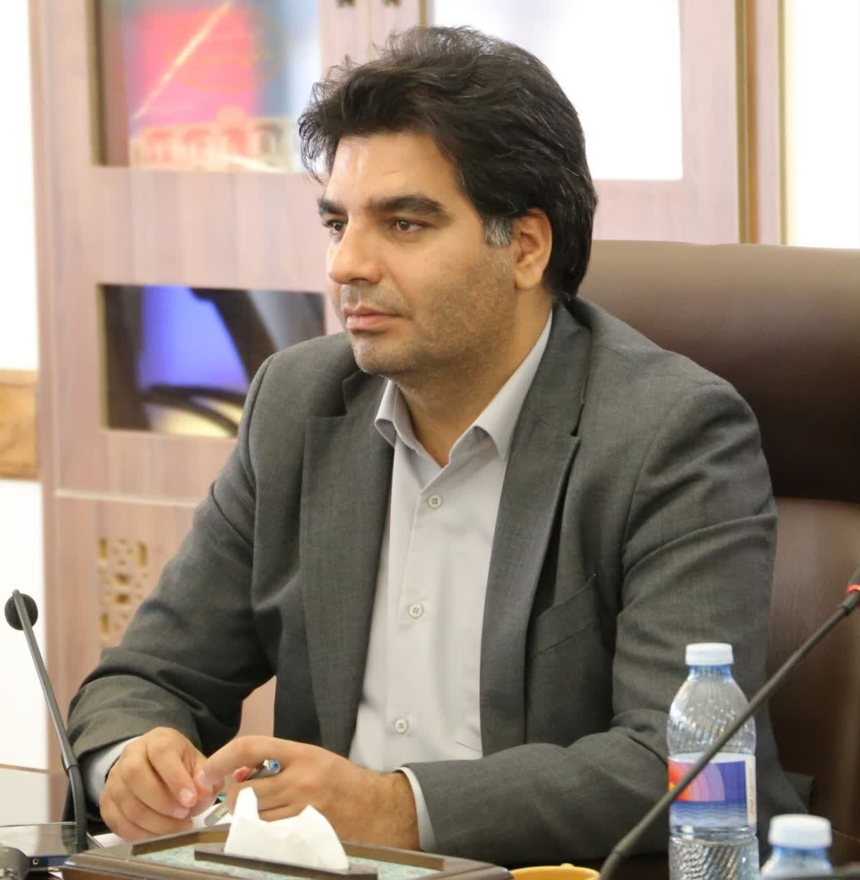 ۳۶ درصد تسهیلات اشتغالزایی نهادهای حمایتی یزد در سال ۱۴۰۳ به ساخت نیروگاه های خورشیدی اختصاص یافت. ۳۶ درصد تسهیلات اشتغالزایی نهادهای حمایتی یزد در سال ۱۴۰۳ به ساخت نیروگاه های خورشیدی اختصاص یافت.